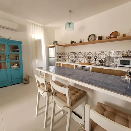 Aroi Holiday home *